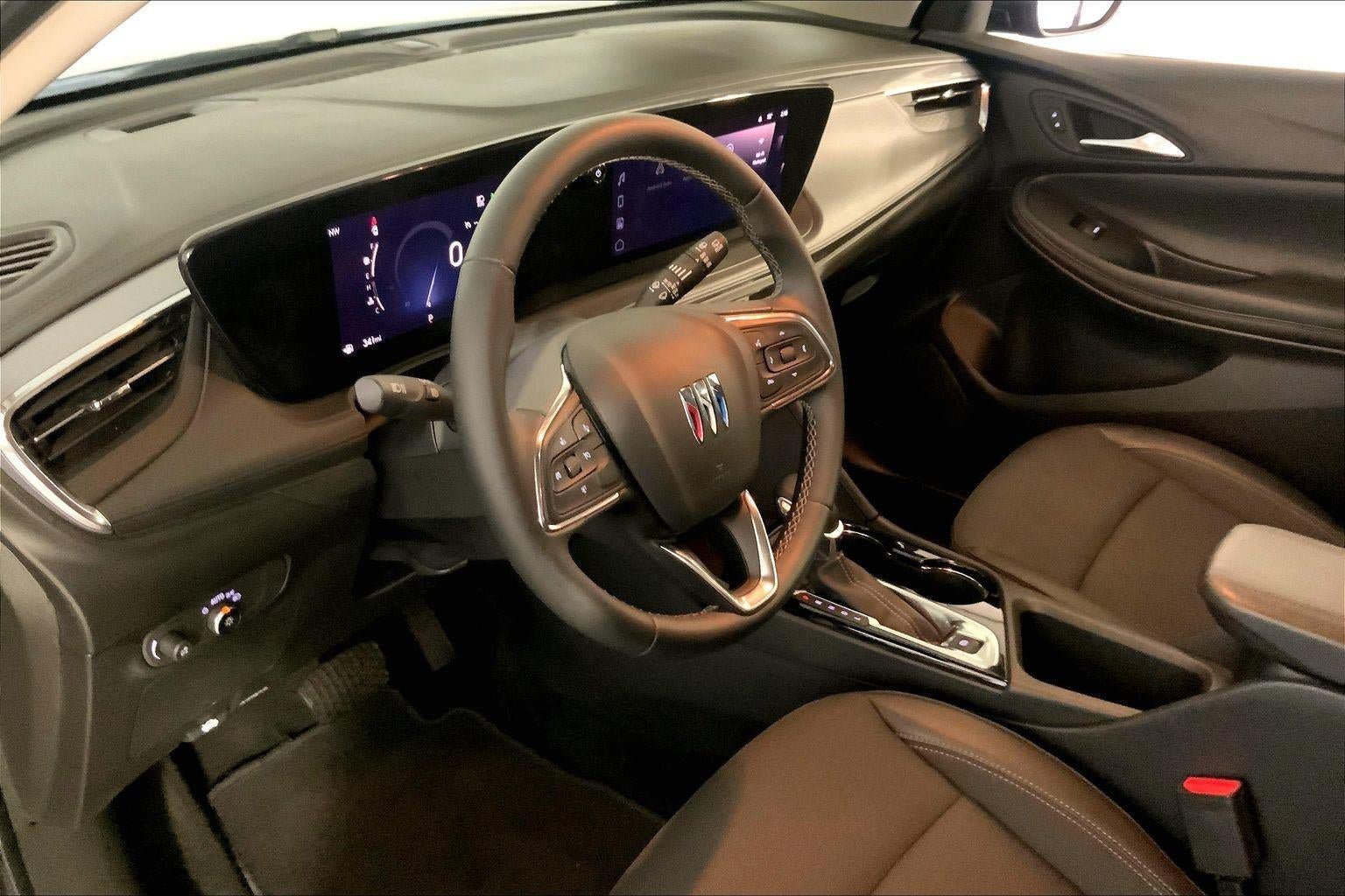 Used 2025 Buick Encore GX Preferred AWD/4WD image 14