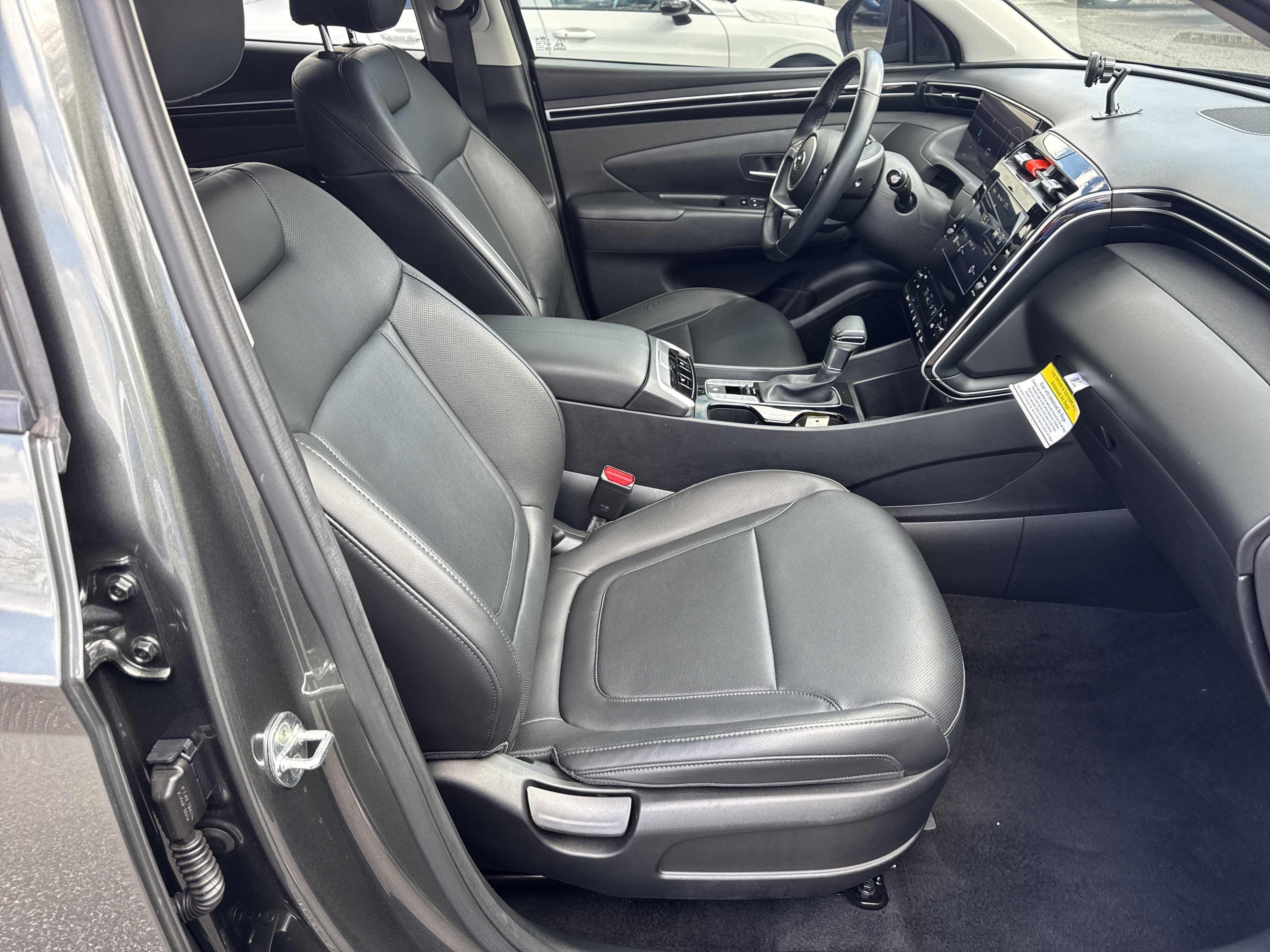 Used 2023 Hyundai Tucson SEL w/ Convenience Package image 13