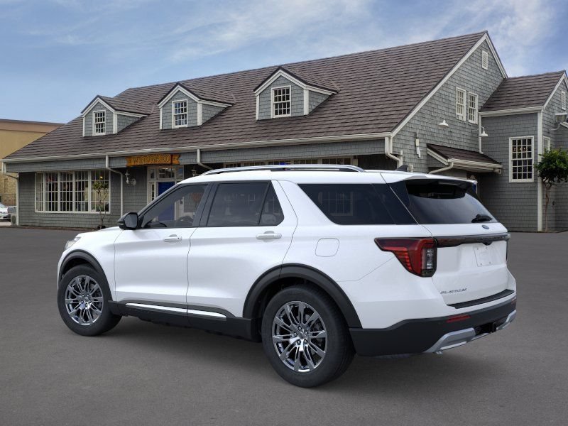 Used 2025 Ford Explorer Platinum RWD image 4
