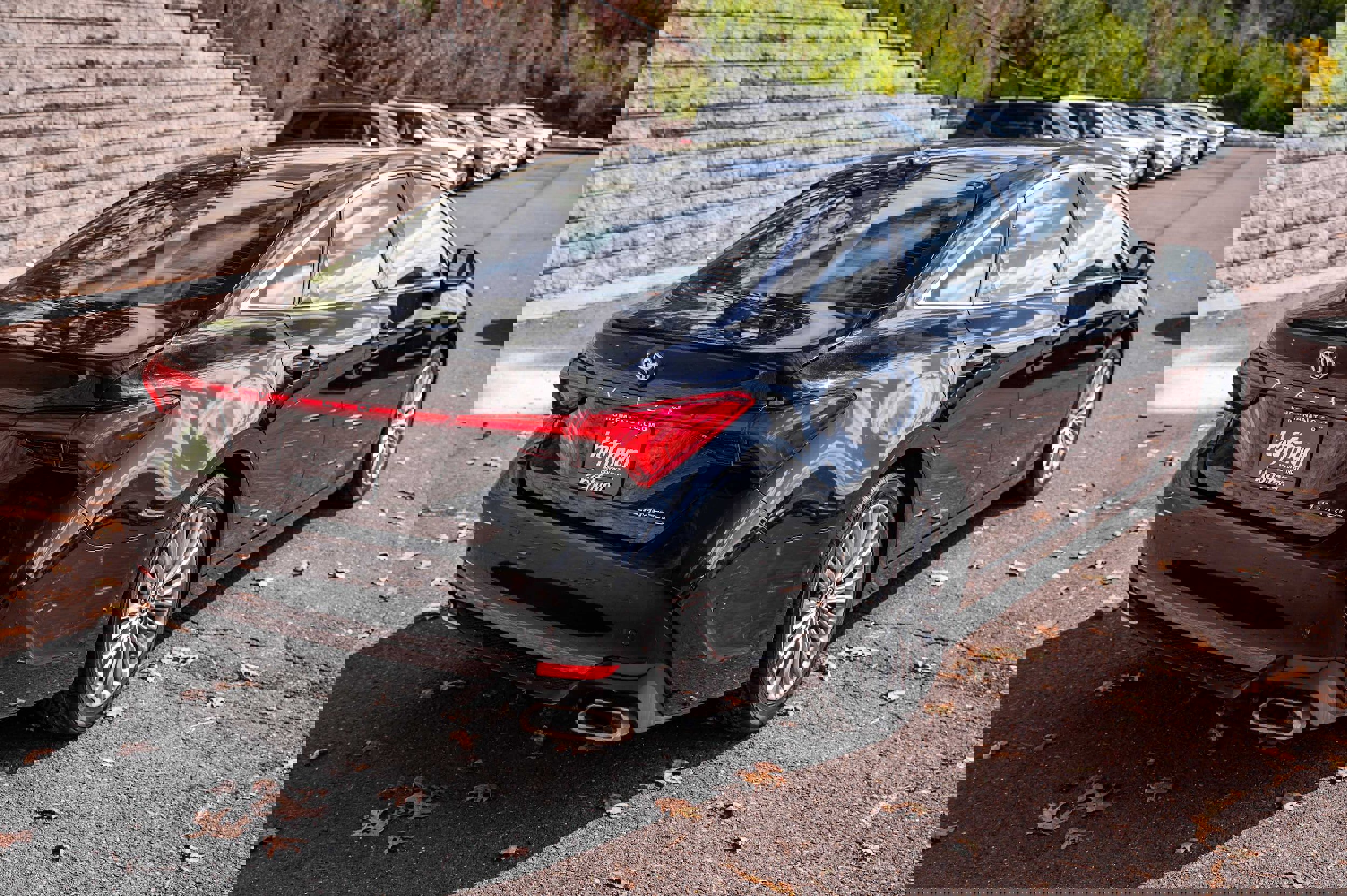 Certified 2022 Toyota Avalon Limited w/ Advanced Safety Package image 5