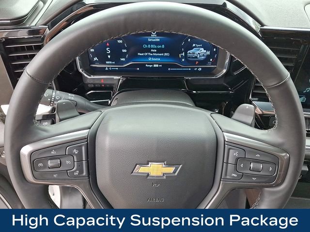 Used 2025 Chevrolet Silverado 1500 High Country w/ Technology Package image 4