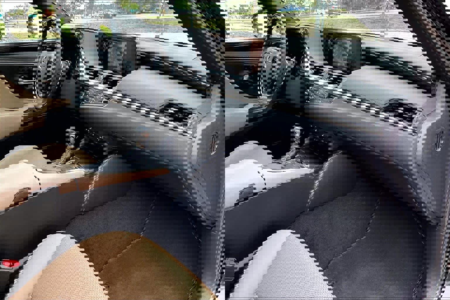 Used 2019 Lexus ES 350 w/ Premium Package image 19