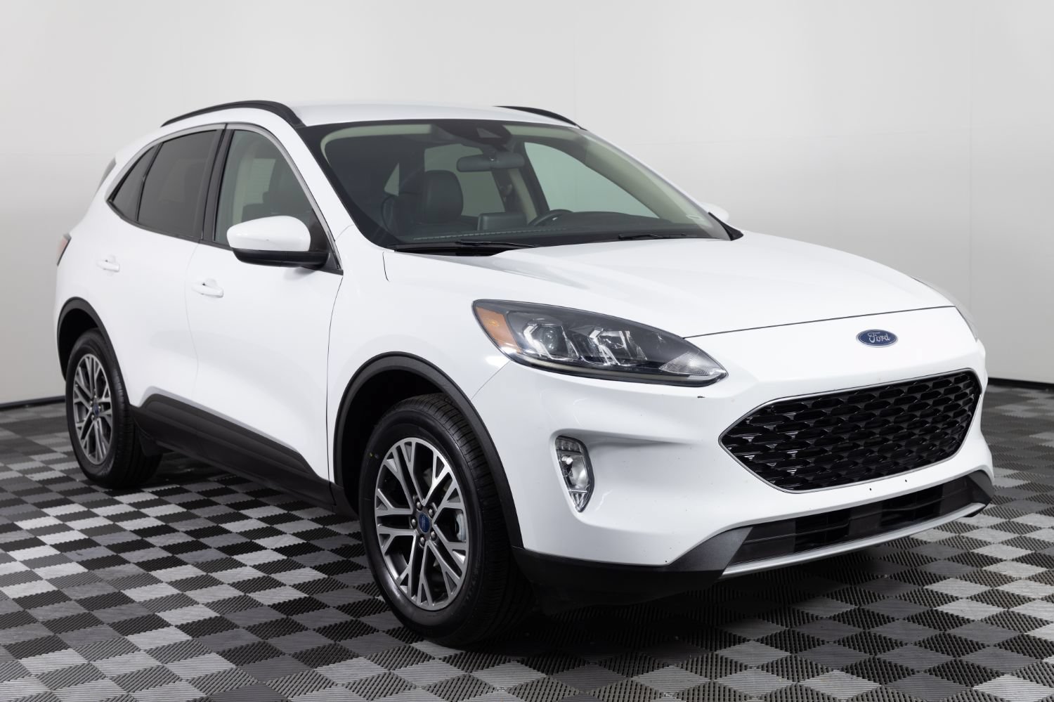 Used 2020 Ford Escape SEL AWD/4WD image 10