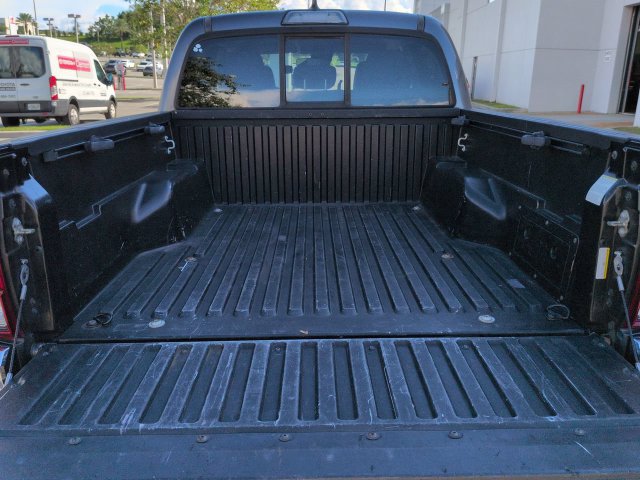 Used 2019 Toyota Tacoma SR5 w/ SR5 Appearance Package (SM) RWD image 13