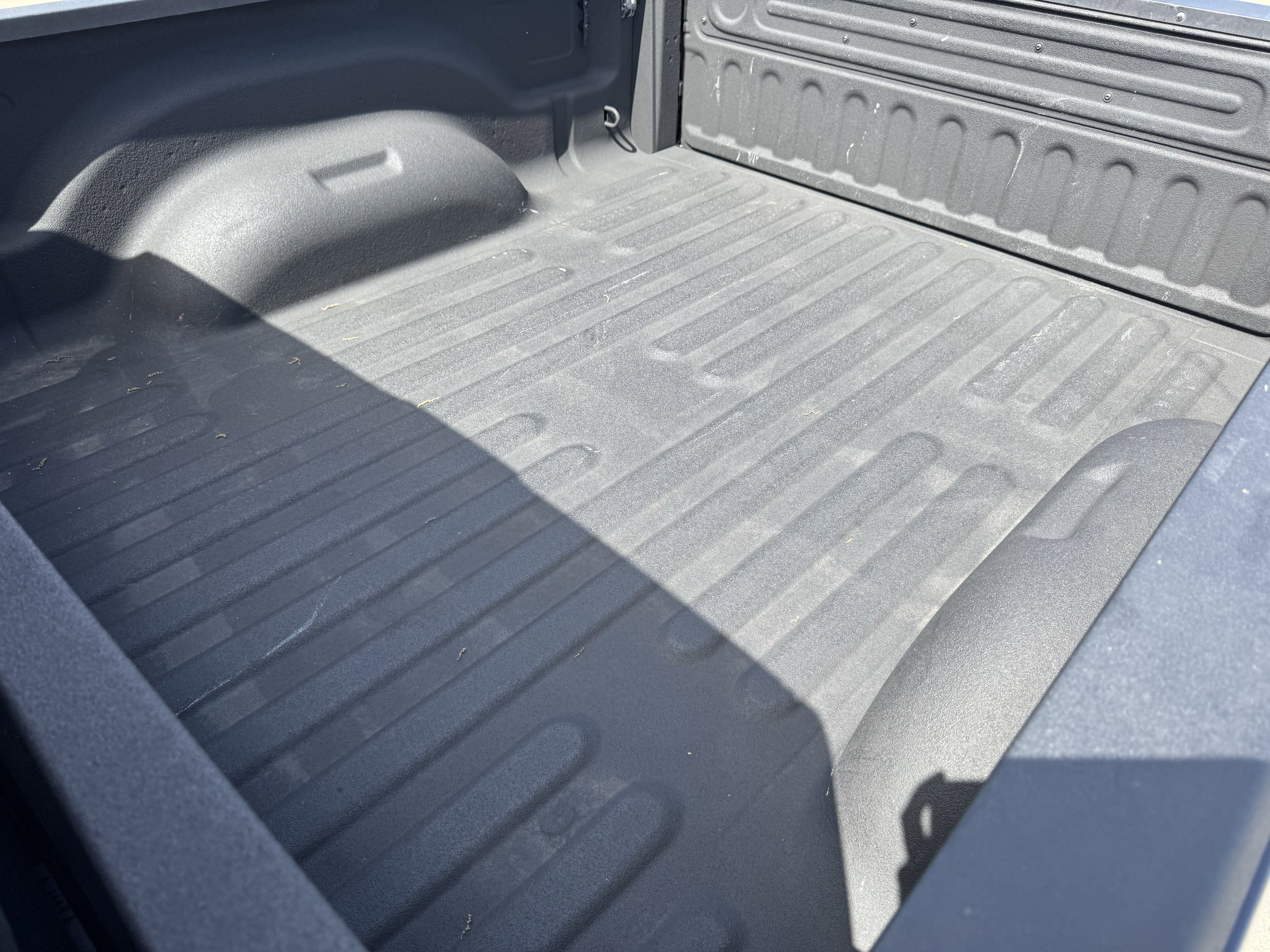 Used 2024 RAM 2500 Laramie w/ Sport Appearance Package image 30