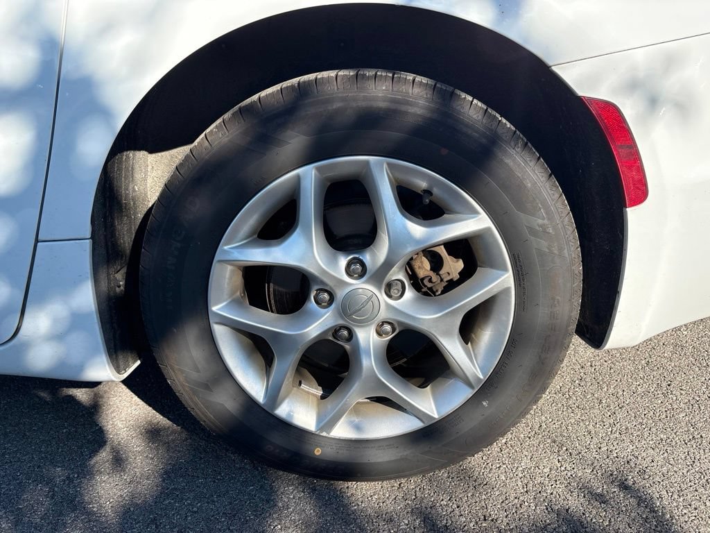 Used 2020 Chrysler Pacifica Limited FWD image 5