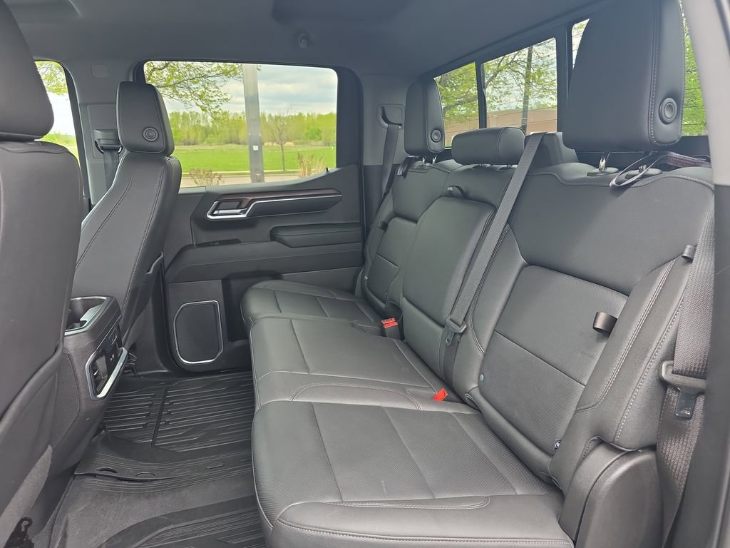 Certified 2023 GMC Sierra 1500 SLT w/ SLT Premium Plus Package AWD/4WD image 28