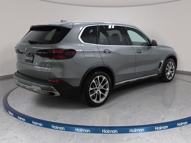 Certified 2026 BMW X5 xDrive40i w/ Parking Assistance Package AWD/4WD image 5