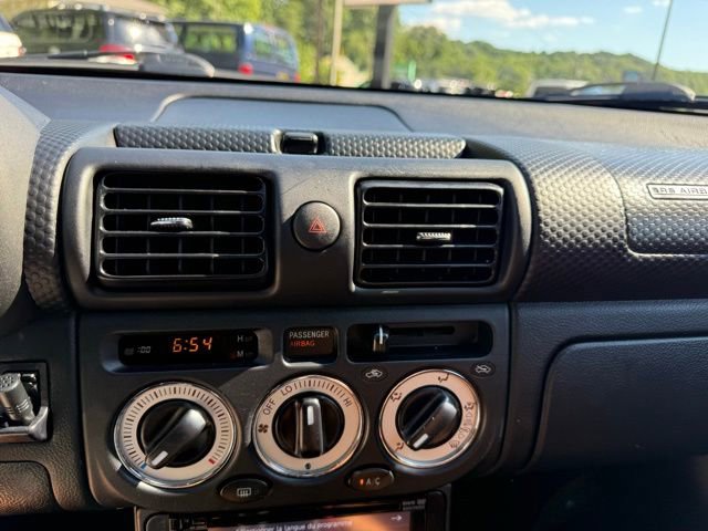 Used 2003 Toyota MR2 RWD image 40