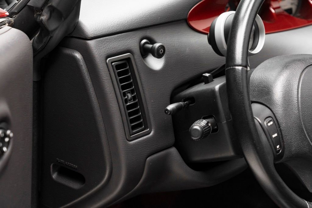 Used 2002 Chrysler Prowler image 21