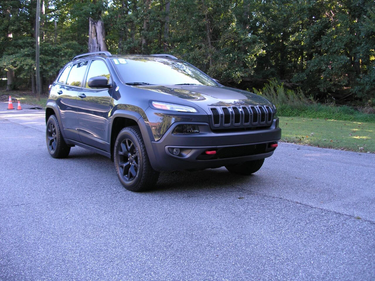 Used 2018 Jeep Cherokee Trailhawk w/ Comfort/Convenience Group