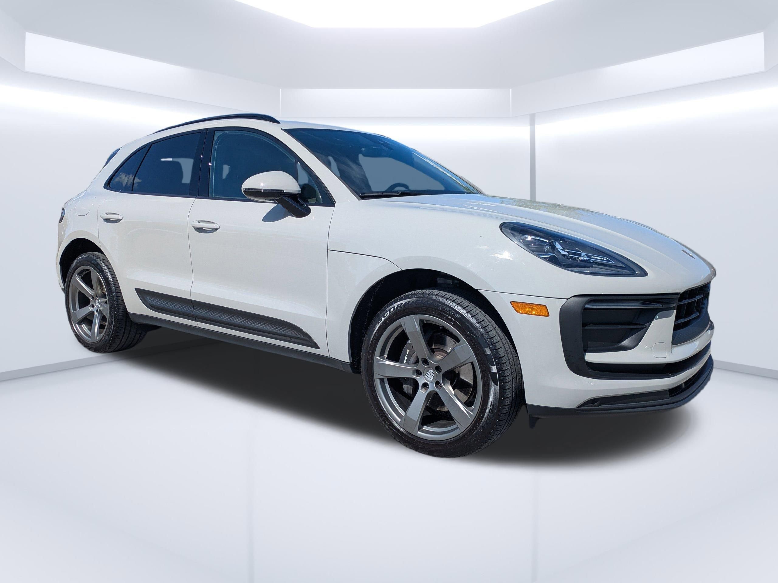 Used 2022 Porsche Macan image 1