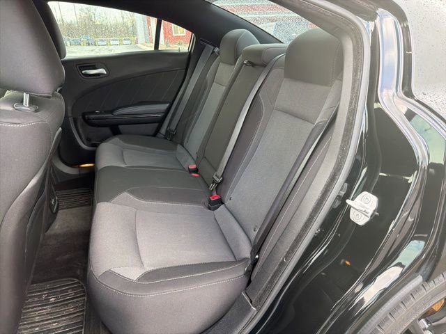 Used 2016 Dodge Charger R/T w/ Navigation & Travel Group image 11