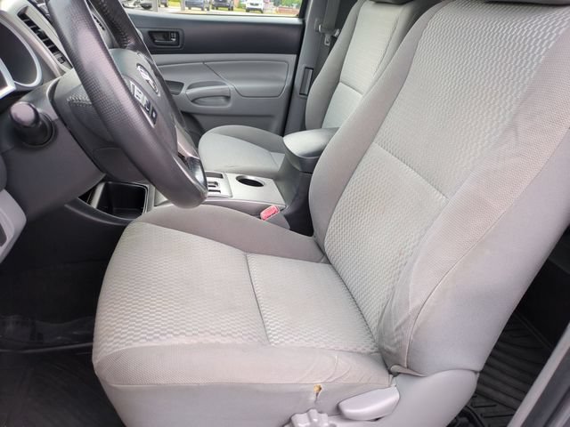 Used 2013 Toyota Tacoma PreRunner w/ SR5 Pkg RWD image 14