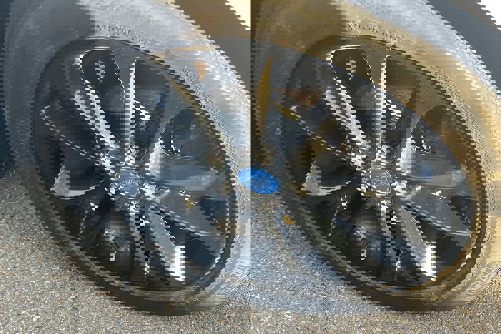 Used 2019 Ford Fusion Energi Titanium image 15