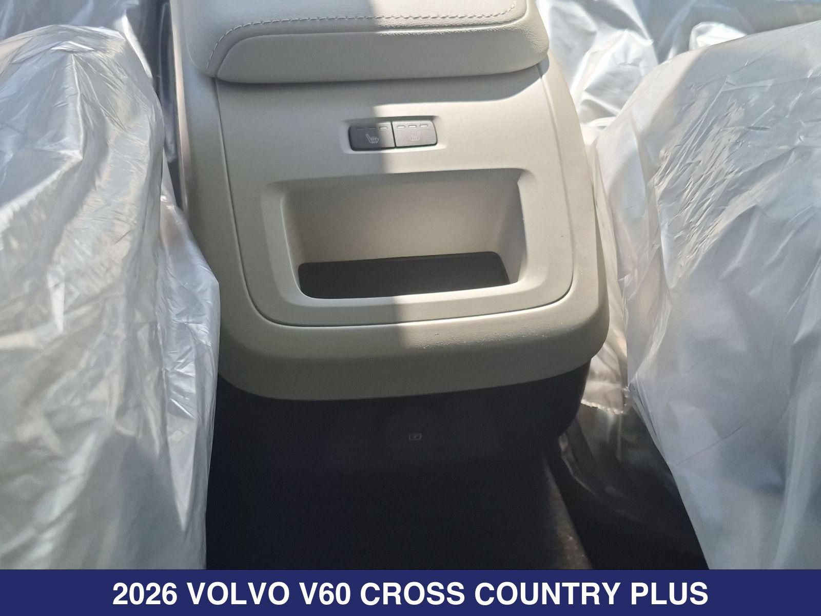 New 2026 Volvo V60 B5 Cross Country Plus w/ Climate Package AWD/4WD image 18