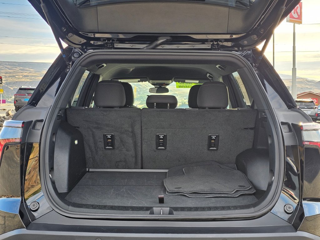 Certified 2026 Chevrolet Equinox LT AWD/4WD image 23