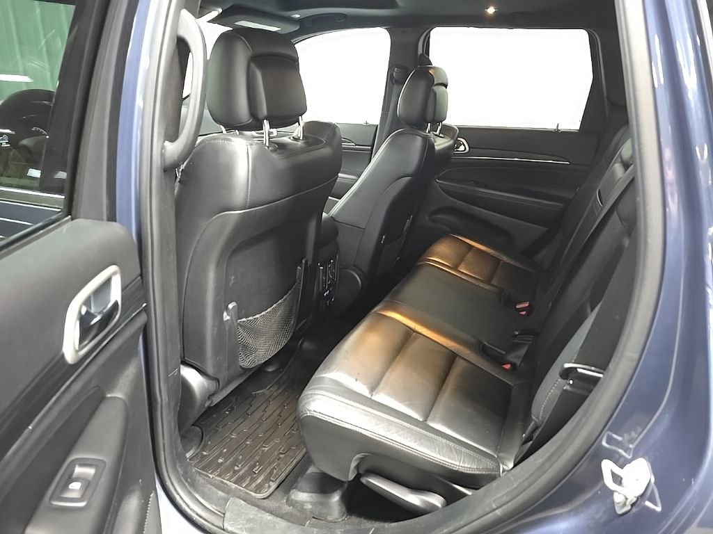 Used 2020 Jeep Grand Cherokee Limited image 32