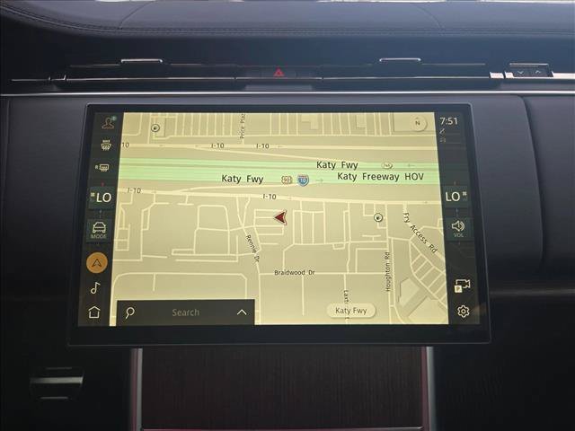 Used 2026 Land Rover Range Rover SE AWD/4WD image 14