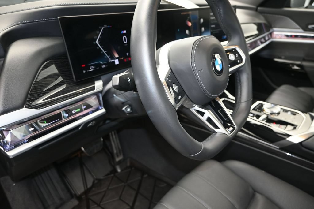 Certified 2026 BMW 740i w/ Executive Package RWD image 12