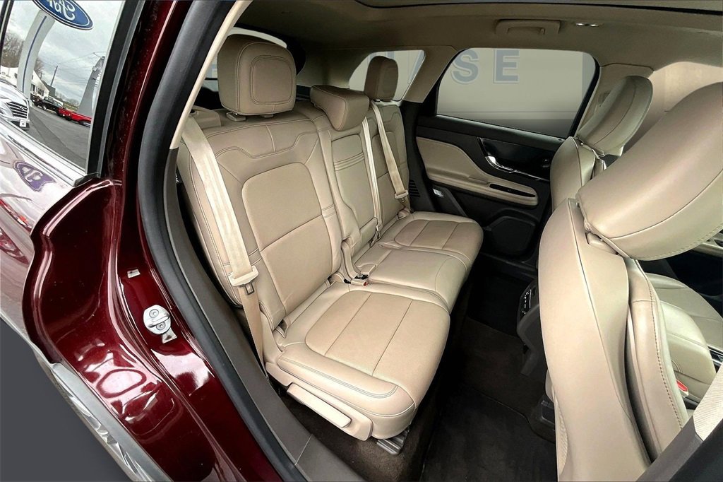 Used 2021 Lincoln Corsair Reserve w/ Elements Package image 24