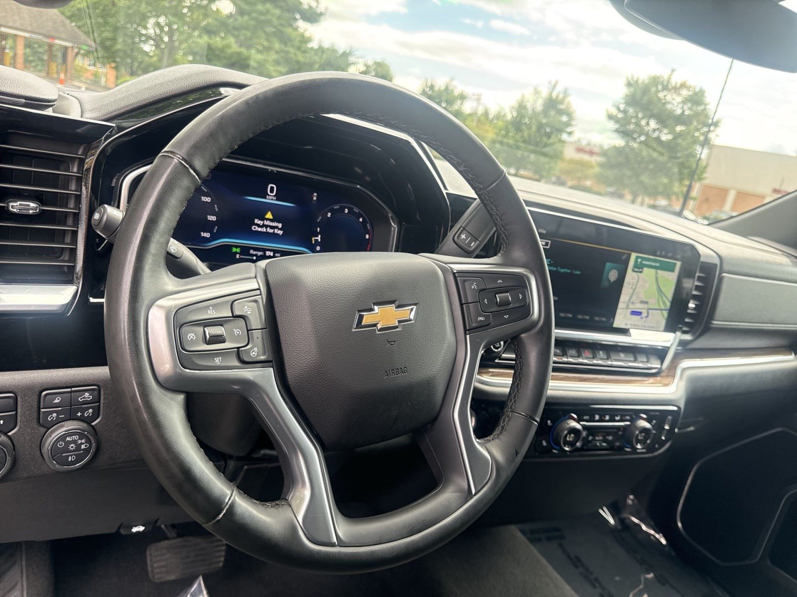 Used 2025 Chevrolet Silverado 2500 LT w/ Safety Package AWD/4WD image 16