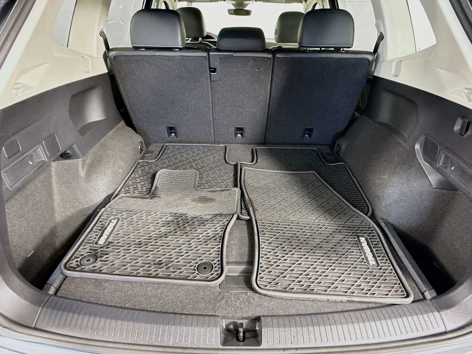Certified 2024 Volkswagen Tiguan SE AWD/4WD image 24