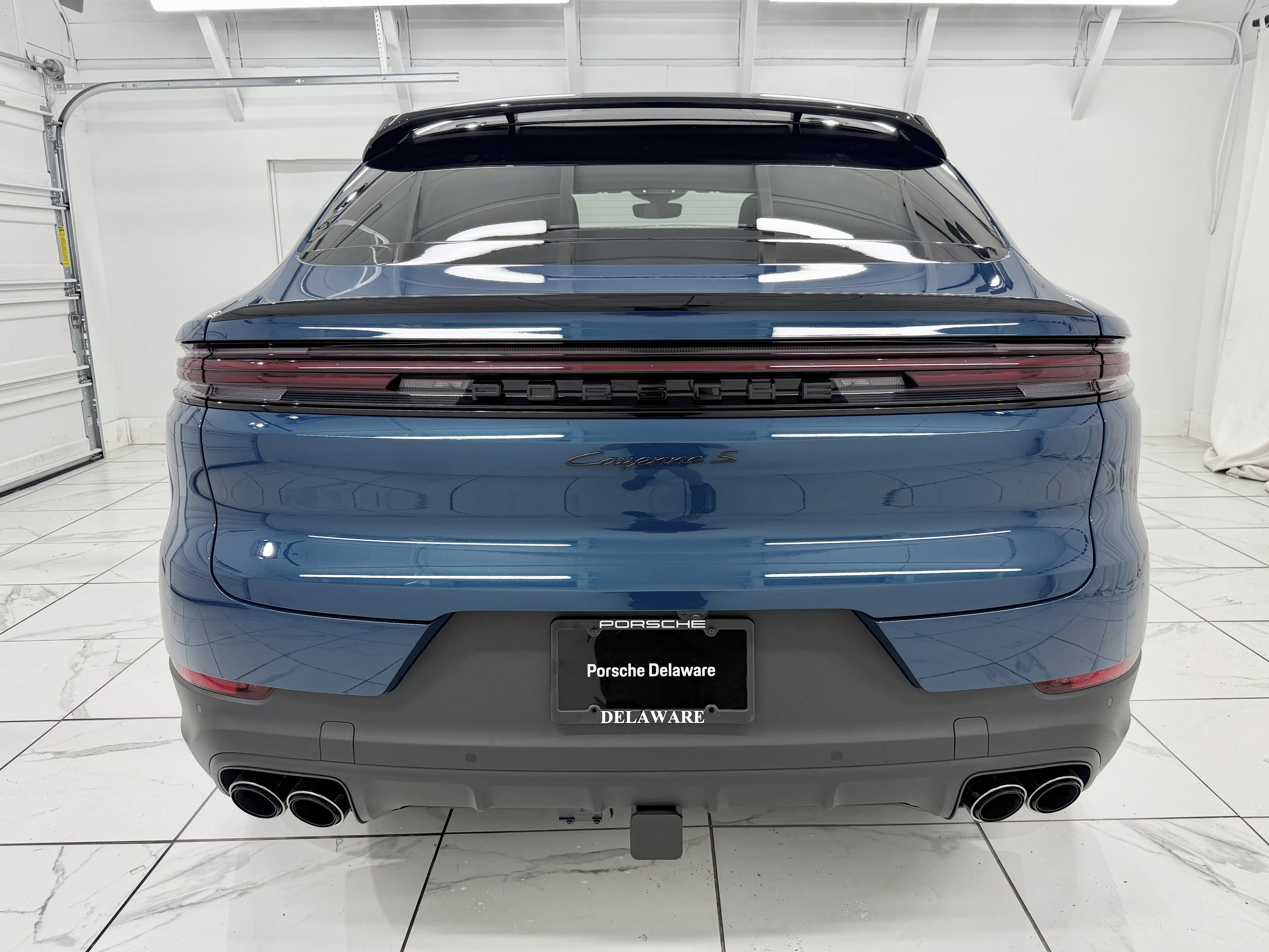 New 2026 Porsche Cayenne S image 13