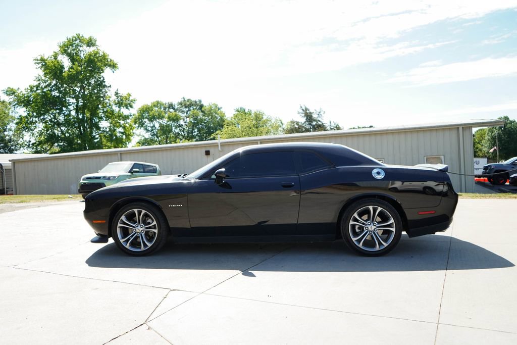 Used 2022 Dodge Challenger R/T image 23