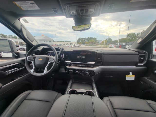 New 2026 Chevrolet Silverado 2500 LTZ w/ LTZ Premium Package image 17