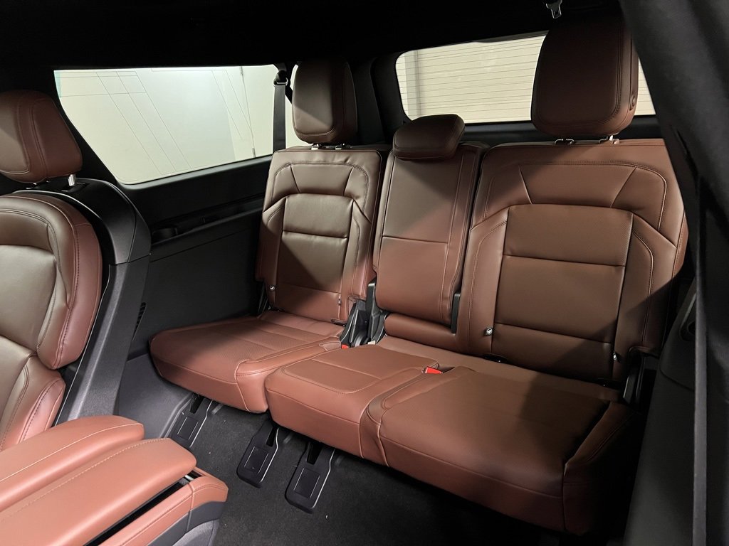 New 2026 Lincoln Navigator L Reserve image 32