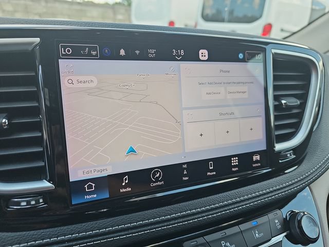 Used 2023 Chrysler Pacifica Limited w/ Uconnect Theater Family Group AWD/4WD image 26