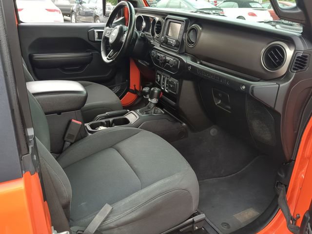 Used 2020 Jeep Wrangler Sport AWD/4WD image 32