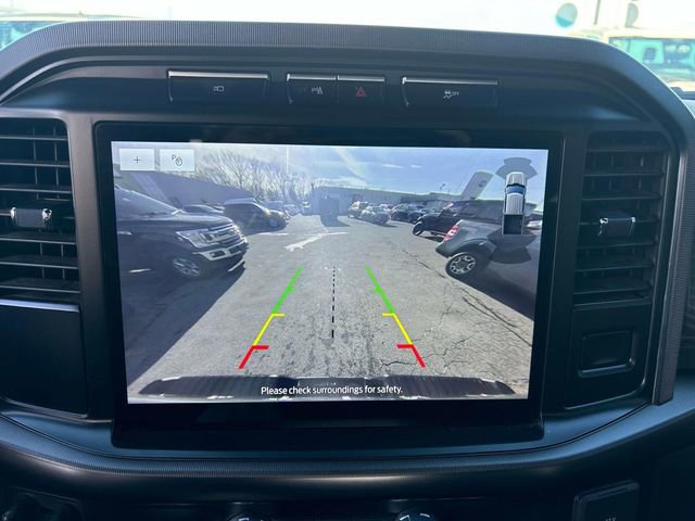 Used 2023 Ford F150 Platinum image 17