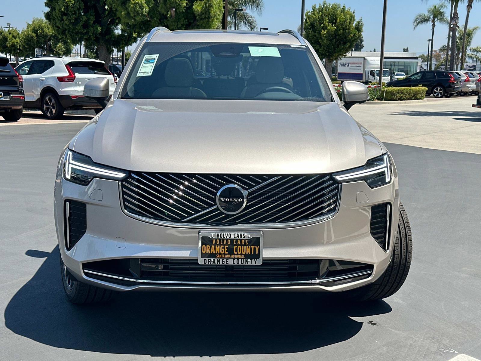 New 2026 Volvo XC90 T8 Plus image 2