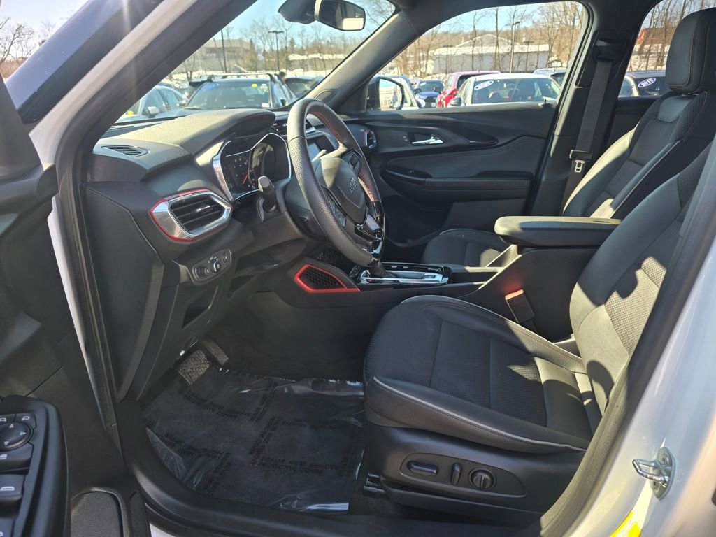 Used 2023 Chevrolet TrailBlazer RS image 16