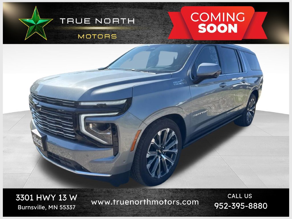 Used 2025 Chevrolet Suburban High Country AWD/4WD image 1