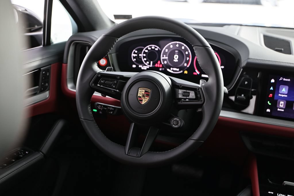New 2026 Porsche Cayenne Coupe AWD/4WD image 28