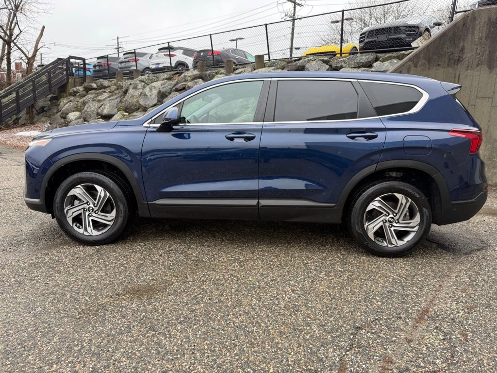 Used 2023 Hyundai Santa Fe SE image 2
