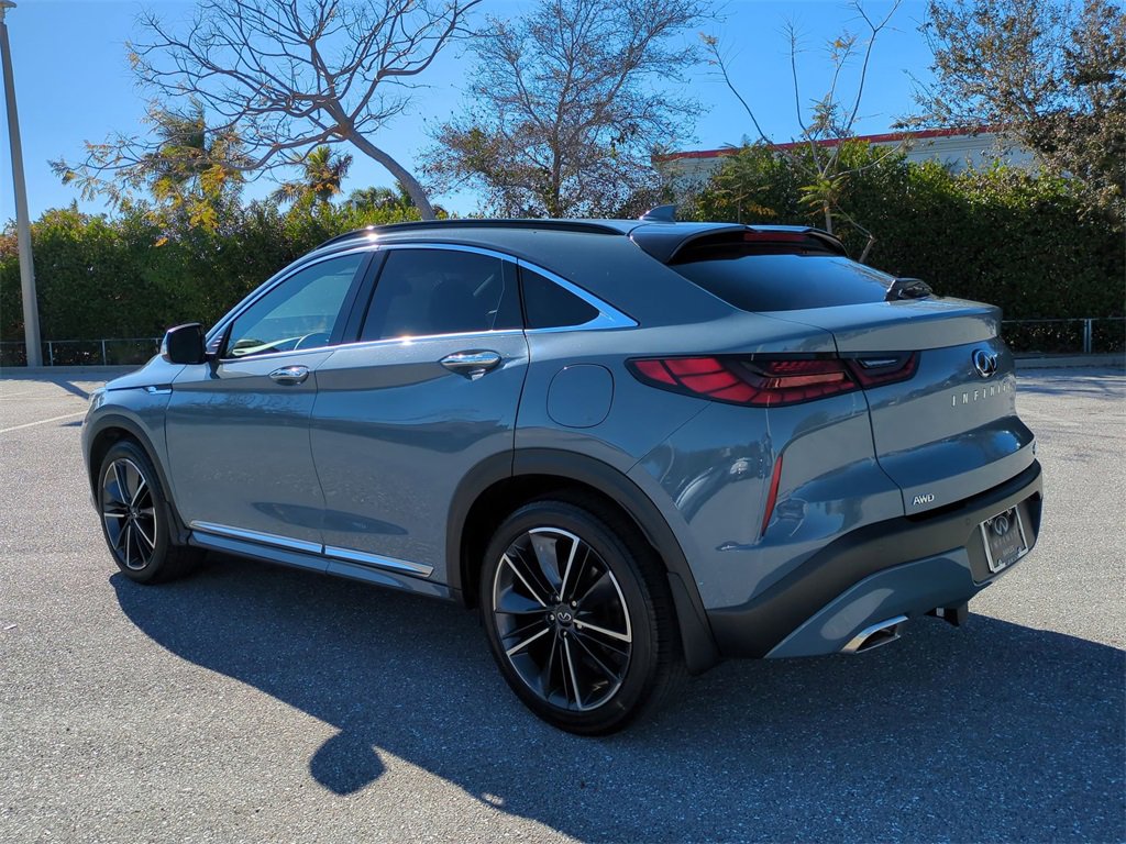 Used 2023 INFINITI QX55 Essential w/ Accent Package image 6