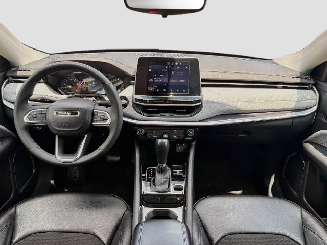 Used 2022 Jeep Compass Latitude AWD/4WD image 12