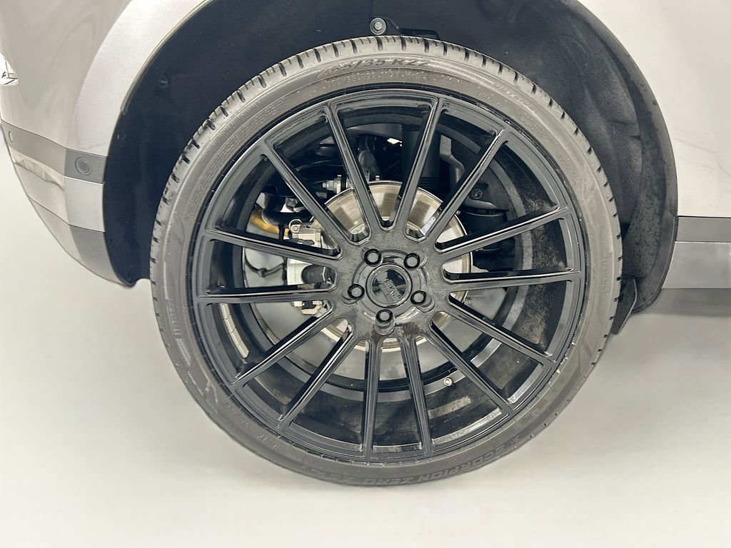 Used 2020 Land Rover Range Rover Evoque SE image 32