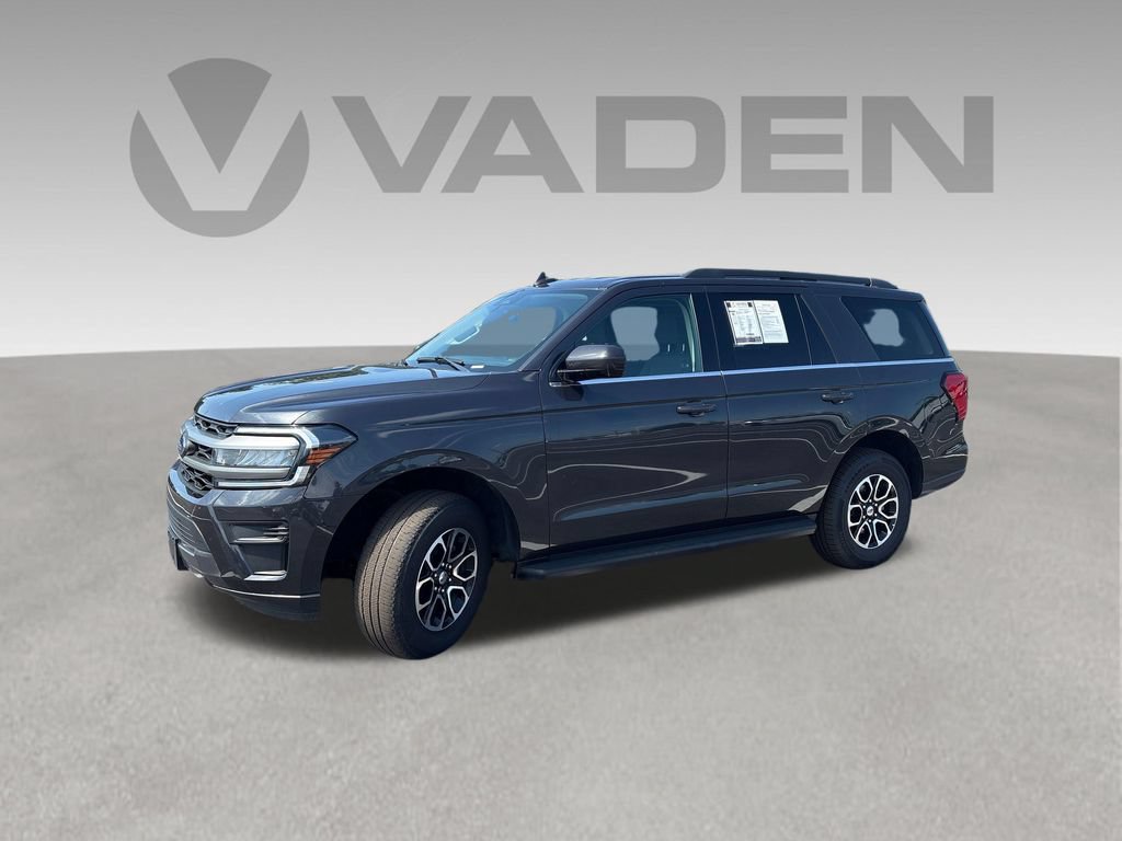 Used 2024 Ford Expedition XLT AWD/4WD image 1