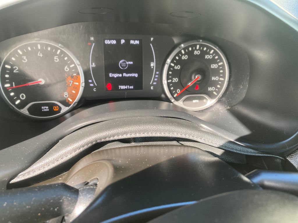 Used 2018 Jeep Renegade Sport w/ Power & Air Group image 19