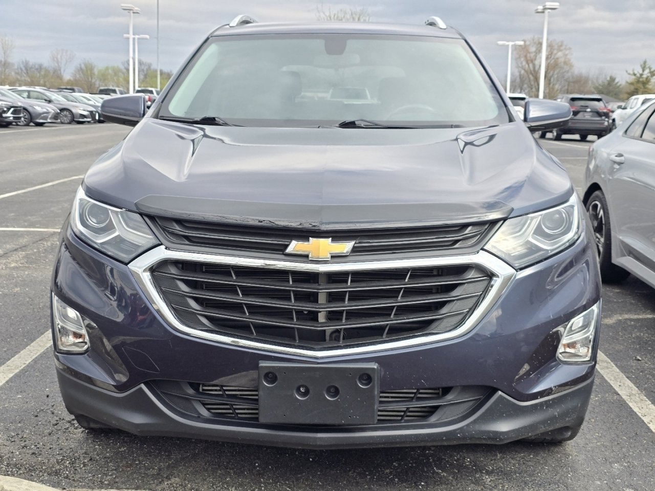Used 2019 Chevrolet Equinox LT image 2
