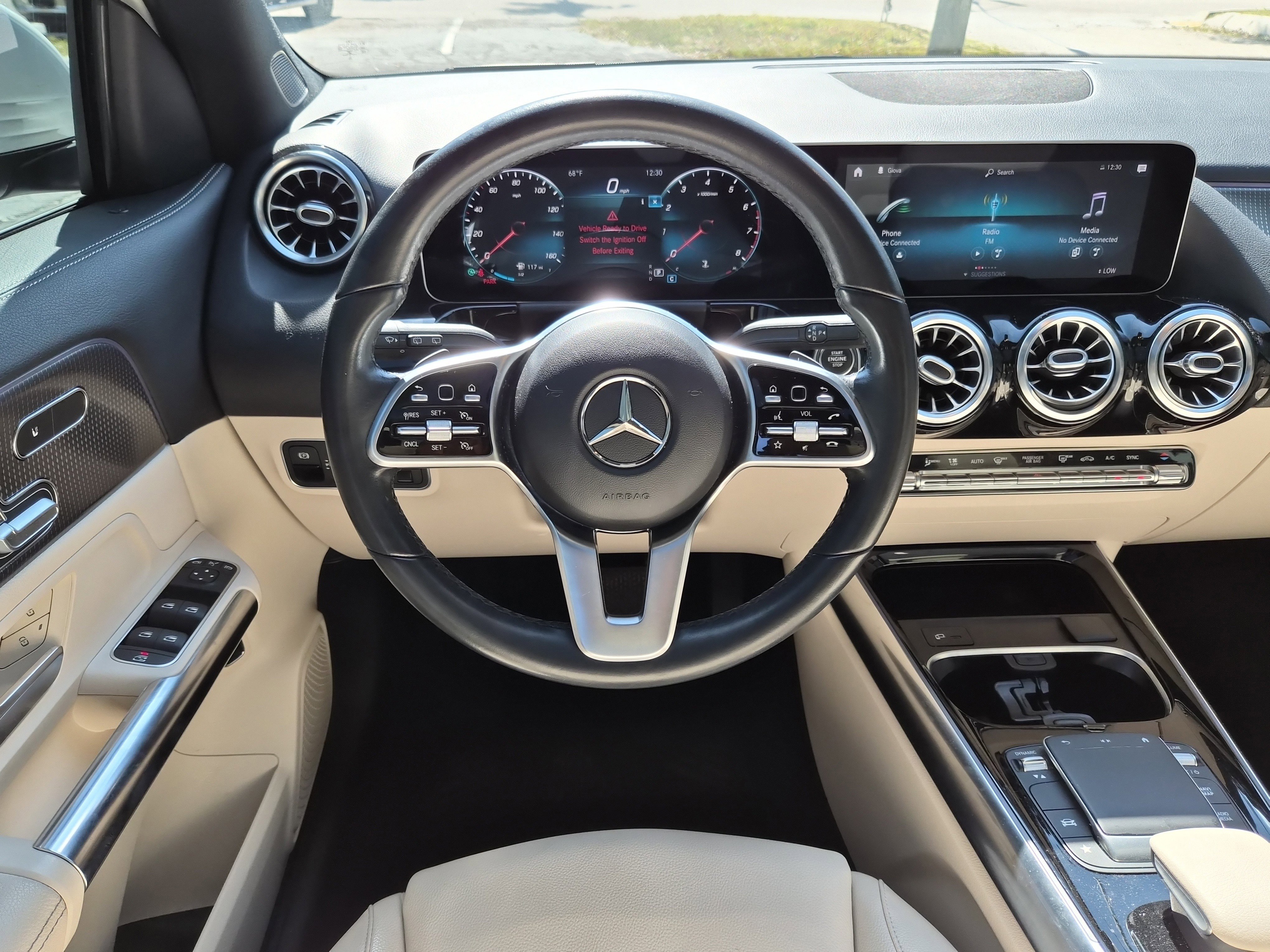 Used 2021 Mercedes-Benz GLA 250 w/ Premium Package image 11