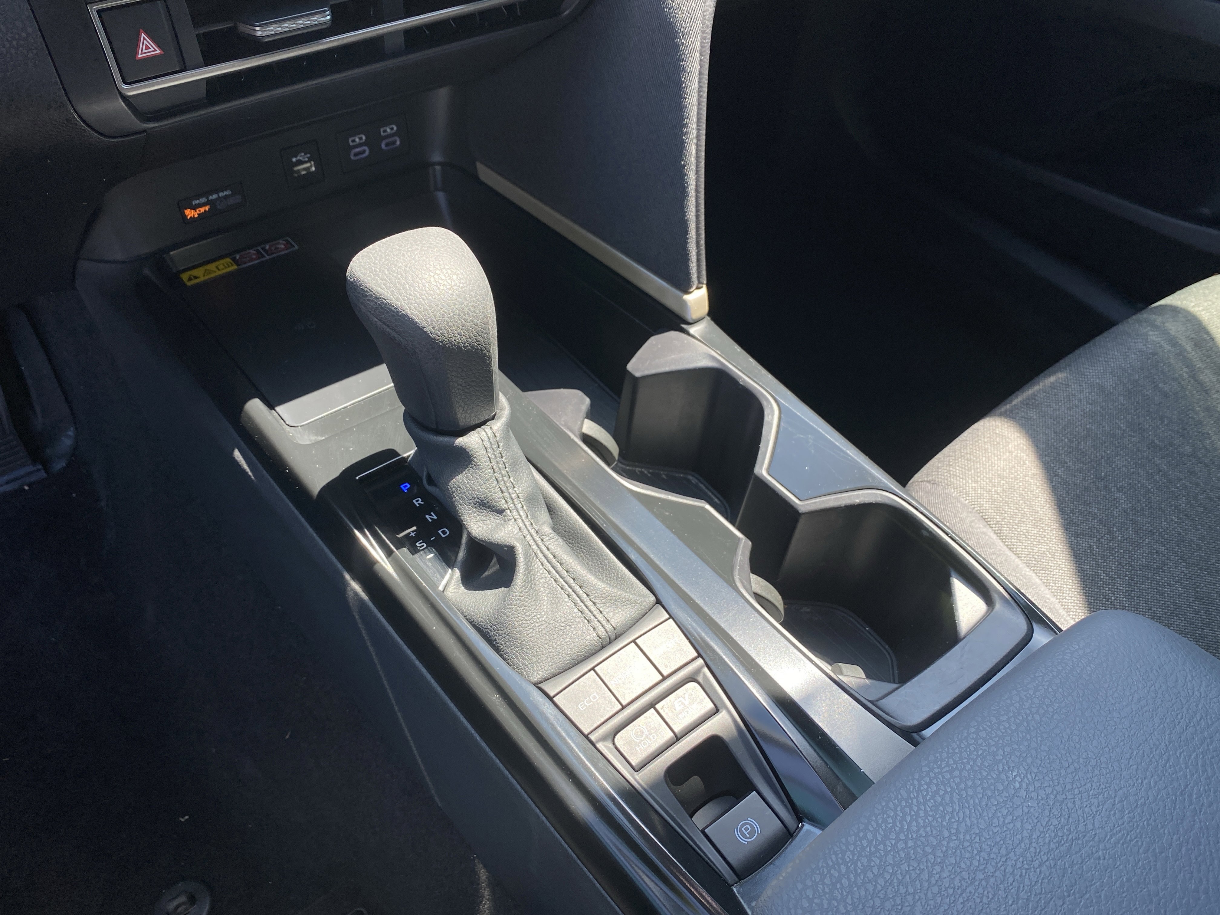 Used 2025 Toyota Camry LE w/ Convenience Package FWD image 75