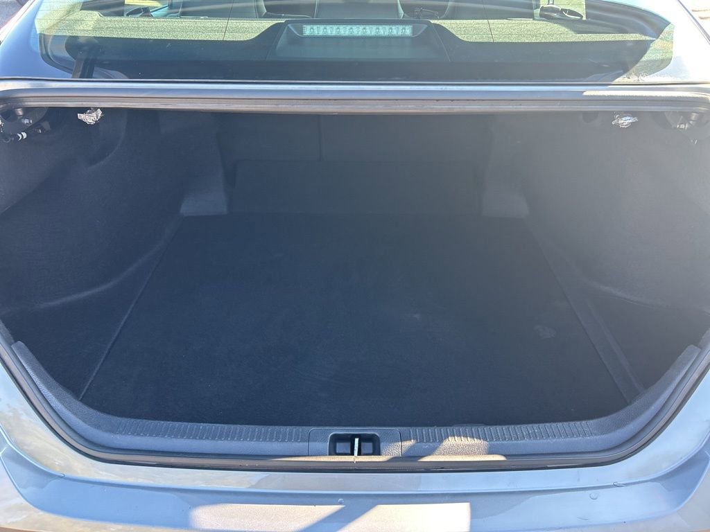 Used 2025 Toyota Camry SE image 18