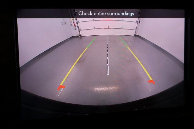 Used 2022 Jeep Wrangler Sport image 23