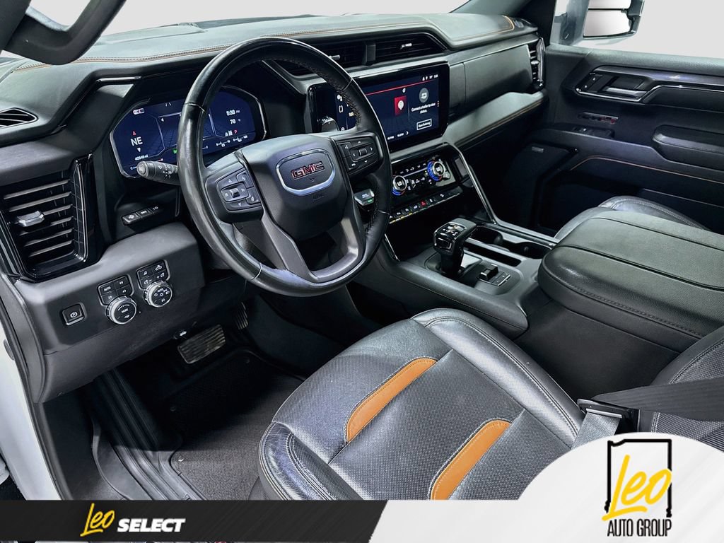 Used 2024 GMC Sierra 1500 AT4 w/ Technology Package AWD/4WD image 12
